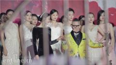 维密秀华丽开幕,《美丽战争》聚焦超模背后故事