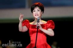 李谷一独家入驻百度App 新年晒与老公幸福合照
